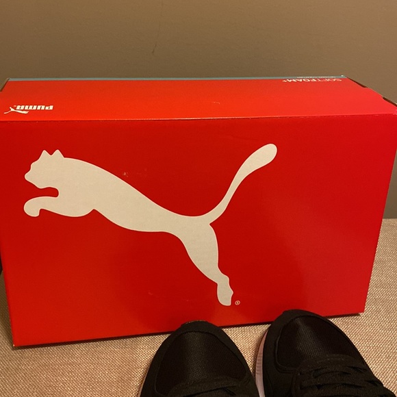 New- Puma Graviton sneakers - Picture 9 of 9